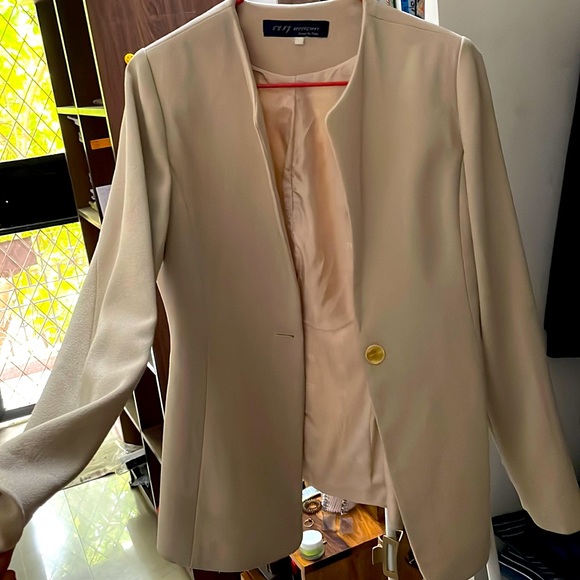 Jackets & Blazers - Light beige colour blazer